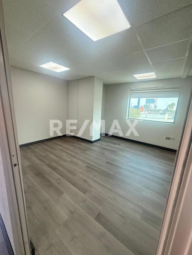 Oficina en renta – Av. Revolucion