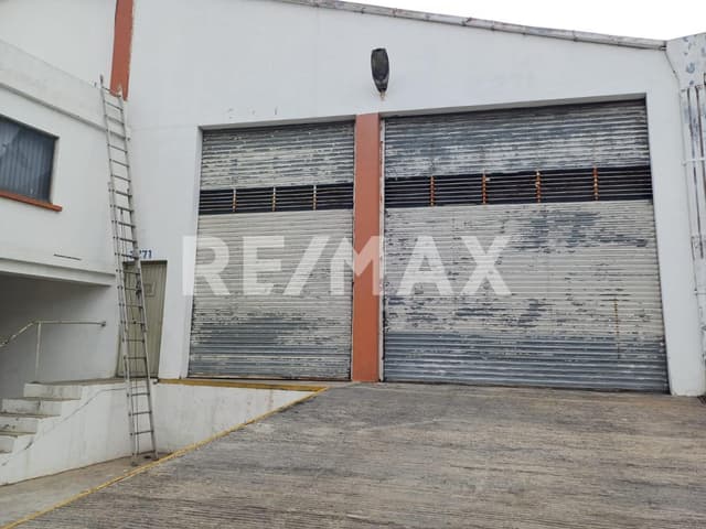 BODEGA INDUSTRIAL/COMERCIAL EN RENTA CERCA DE PARQUE ESPAÑA