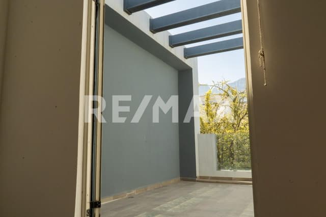 CASA VENTA. GRAN VIA PUERTA DE HIERRO