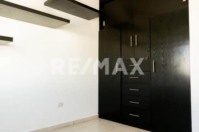 CASA VENTA. GRAN VIA PUERTA DE HIERRO