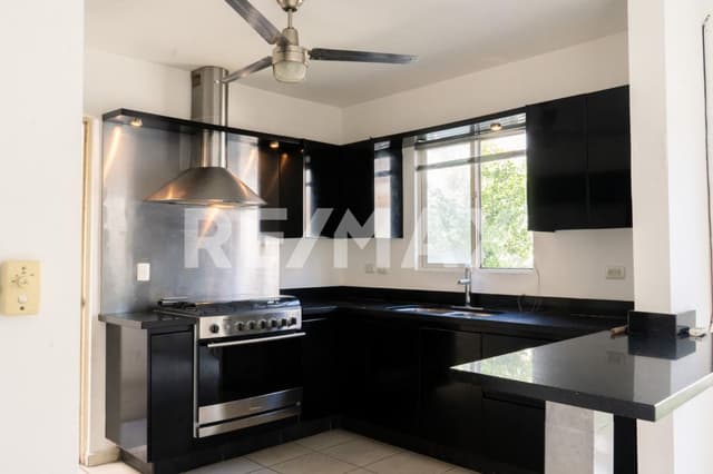 CASA VENTA. GRAN VIA PUERTA DE HIERRO