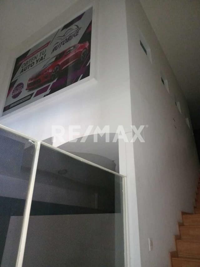 Local Comercial en Renta, Plaza Mayor, Leona Vicario, Metepec, Estado de México.