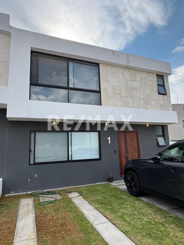 VENTA CASA ZIZANA QUERETARO