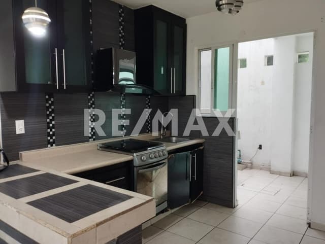 CASA FRACCIONAMIENTO TULIPANES