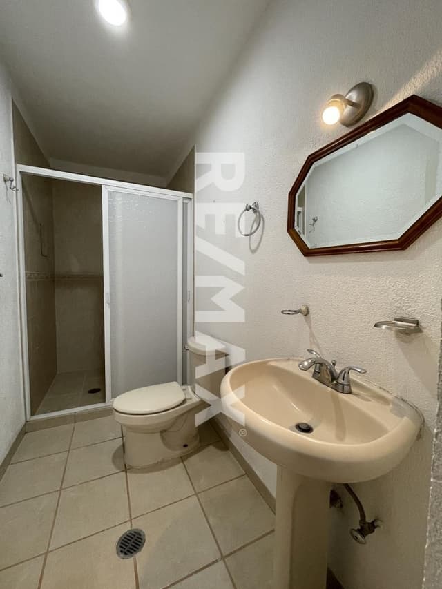 Venta de casa en el Fracc. Las Fincas, Jiutepec, Morelos...Clave 5817