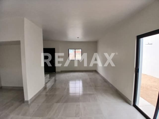 Se vende casa nueva de dos niveles en Fracc. Sonora.