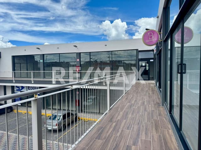 Locales en Satélite Nueva Plaza Comercial Fontana