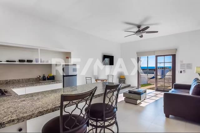 RENTA VILLA JR. SUITE  DENTRO DE FRACCIONAMIENTO FRENTE AL MAR DE ROSARITO 