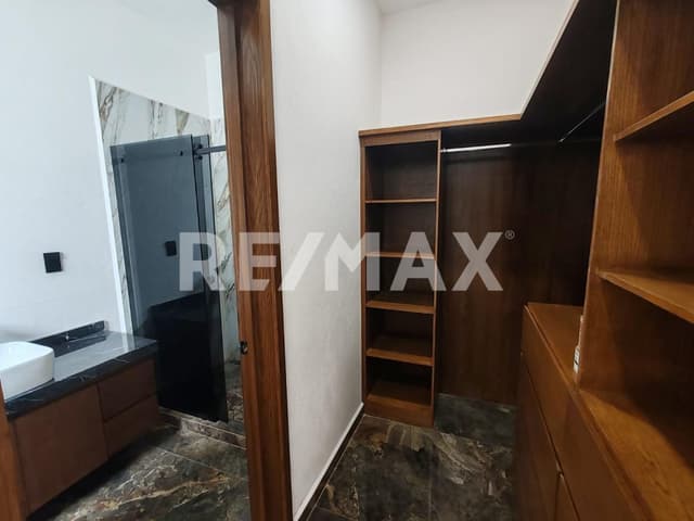 Casa en Venta en el Fraccionamiento Lomas de Cocoyoc