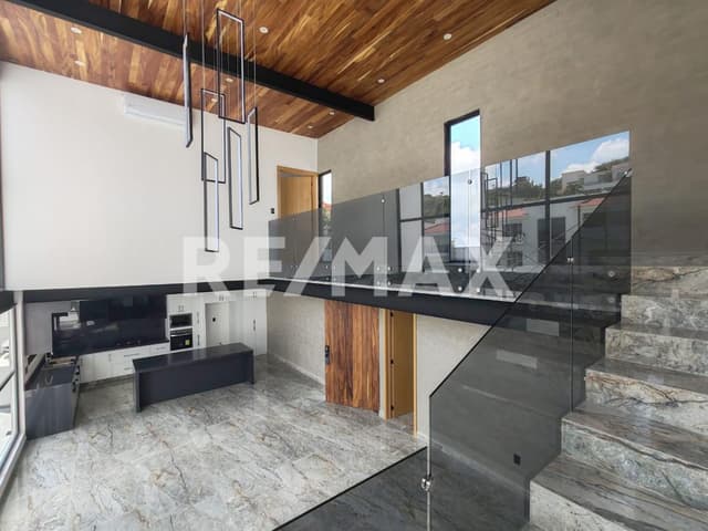 Casa en Venta en el Fraccionamiento Lomas de Cocoyoc