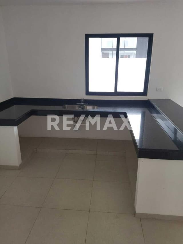 Casa en Venta en privada en Conkal