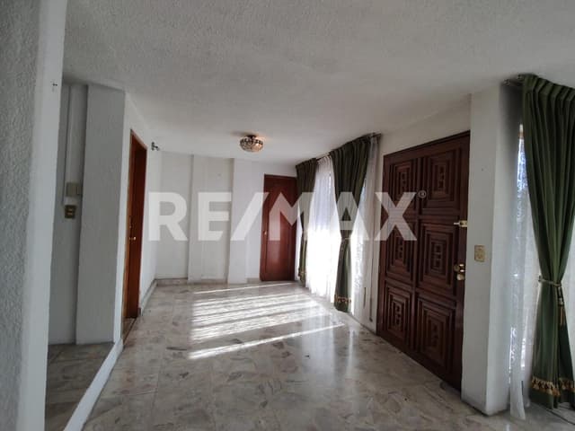 CASA EN VENTA EN LOMAS DE OCCIPACO, NAUCALPAN