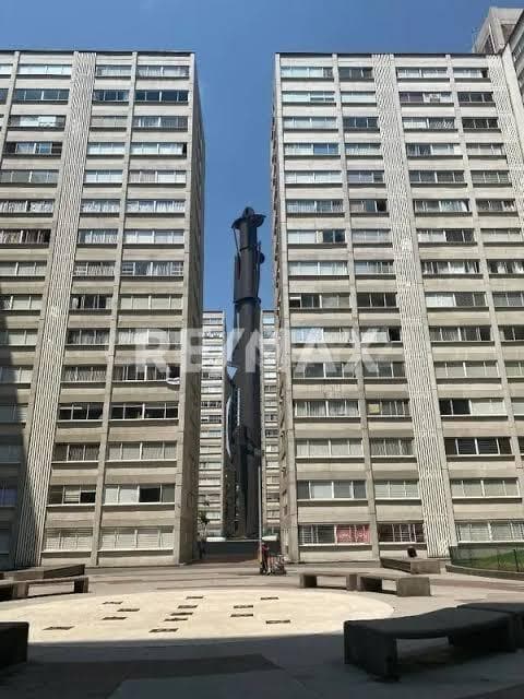 SE VENDE DEPARTAMENTO EN SAN PEDRO DE LOS PINOS