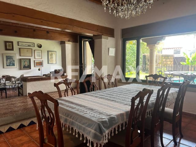 Venta de casa dentro del Fracc. San Jerónimo Ahuatepec, Cuernavaca, Morelos...Clave 5823