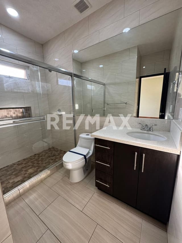 CASA EN VENTA EN LA INDEPENDENCIA, TIJUANA B.C.