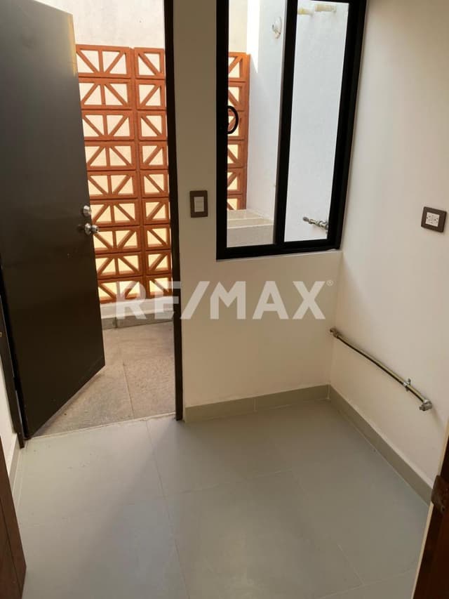 Fraccionamiento Viñedos del Mar - Casa en Venta