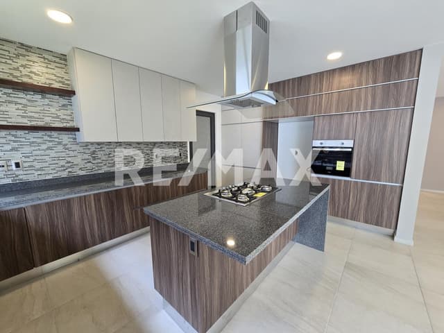 RENTA CASA MISIÓN SAN JERÓNIMO 