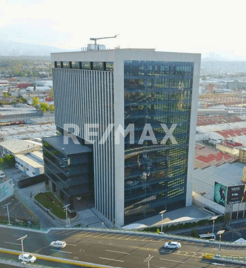 Bodega en renta en calle San José de Los Leones en Colonia San Andrés Atoto en Torremax