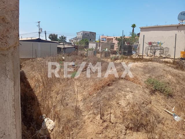 Residential Lot with Partial Ocean View in Vista Marina