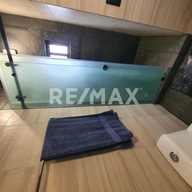 Casa con Jardín en San Nicolás Totolapan con conectividad a Periférico, alto potencial de plusvalía en CDMX