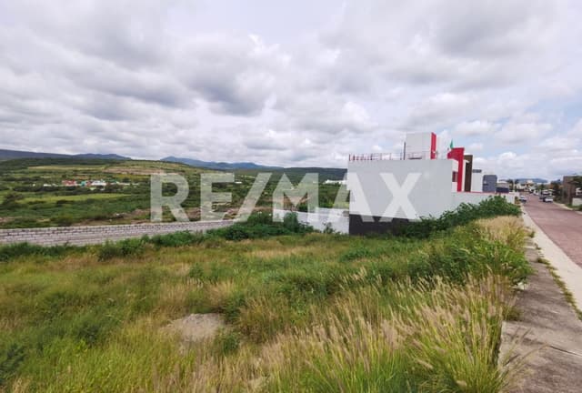 TERRENO EN VENTA CUMBRES DEL LAGO JURIQUILLA QUERETARO