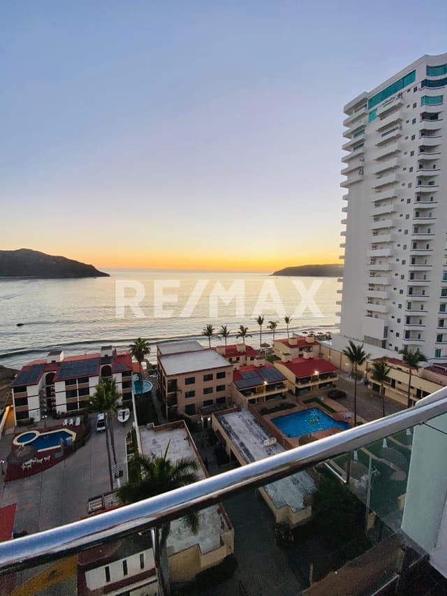 CONDOMINIO  PENHOUSE TORRE T