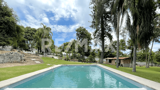 Venta de propiedad con alto potencial en Xochitepec, Morelos...Clave 5830