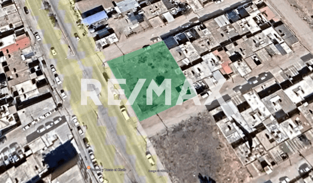 TERRENO CON 3 FRENTES EN VENTA