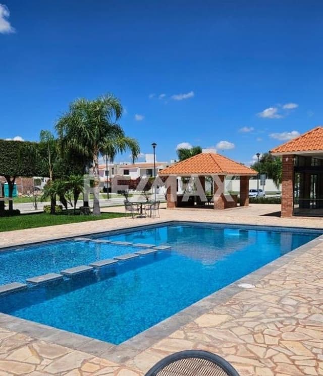 CASA EN VENTA FRACCIONAMIENTO MISIÓN DE SAN DIEGO CELAYA