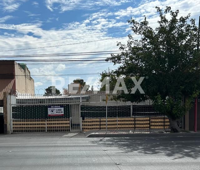 PROPIEDAD EN VENTA SOBRE AV. LOPEZ MATEOS