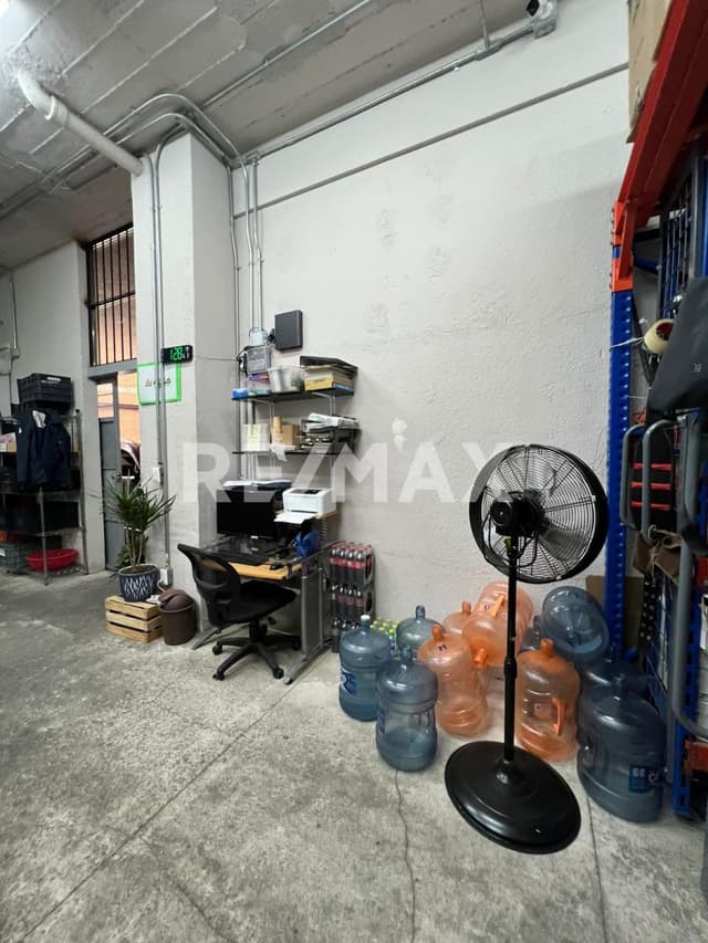 Local en Venta, Constituyentes