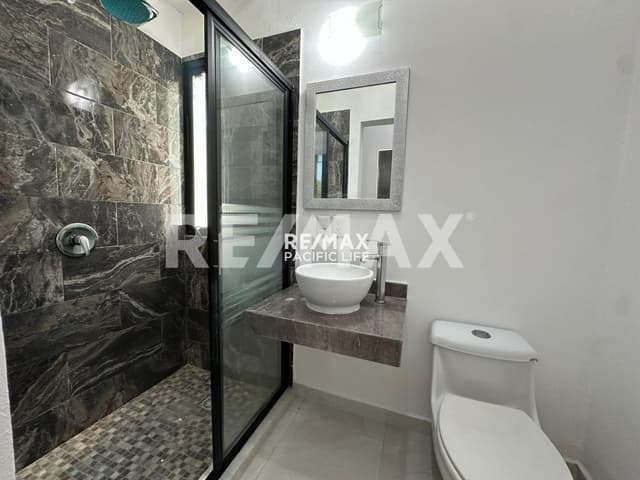 CONDOMINIO EN VENTA EN LA MARINA