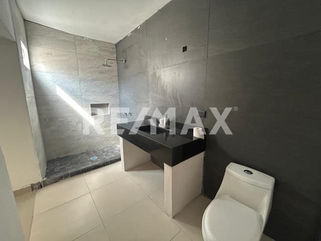 CASA EN VENTA EN PALMAS SAN ISIDRO