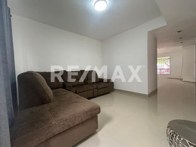 CASA EN VENTA EN PALMAS SAN ISIDRO