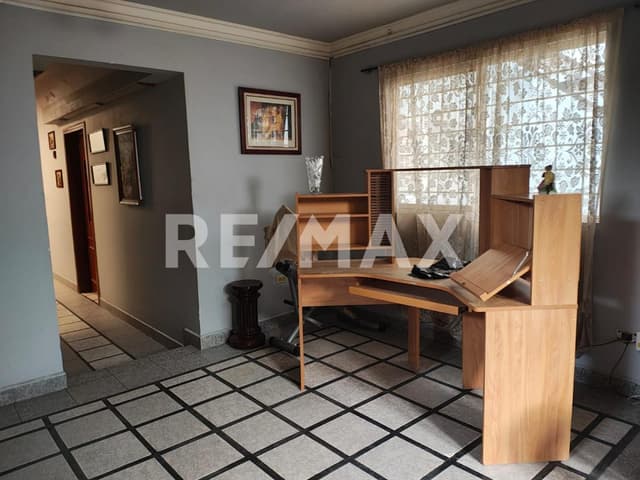 CASA EN VENTA EN EL SUR