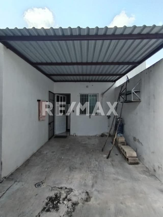 Casa Semi-Amueblada en Sian kaan Caucel