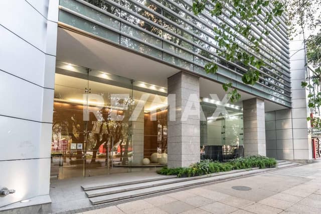 Oficina en renta en Avenida Paseo de la Reforma en Colonia Tabacalera