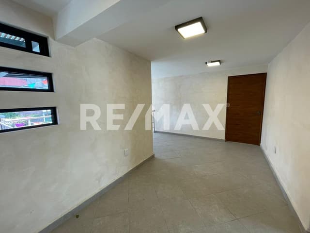 Casa moderna en venta cerca de Glorieta La Luna, Col. Chapultepec, Cuernavaca, Morelos...Clave 5847