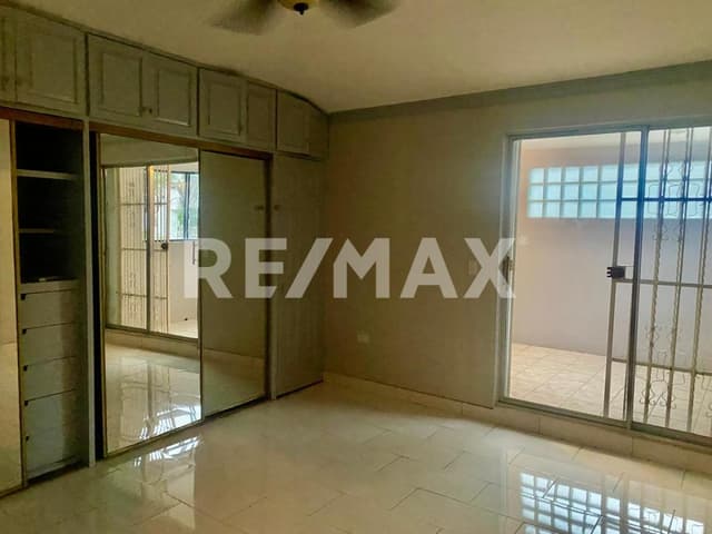 DEPARTAMENTO EN RENTA EN FRACC. EL LAGO