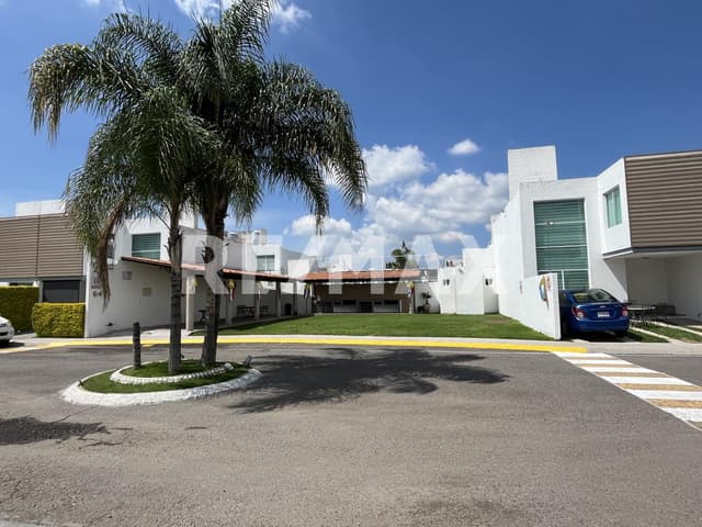 VENTA DE CASA EN SAN JUAN DEL RÍO