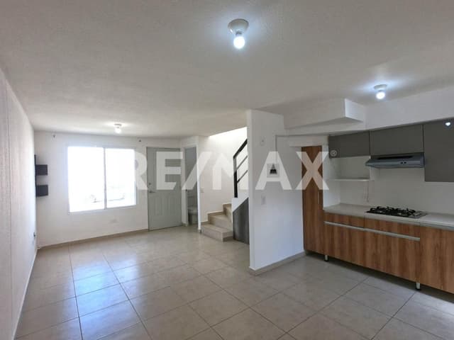 CASA VENTA  SENDAS RESIDENCIAL