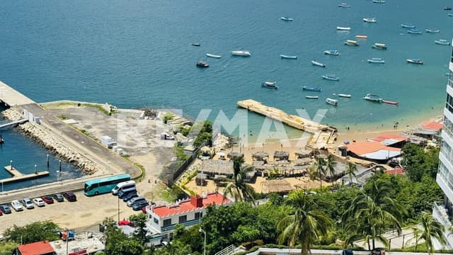 Suite en Venta Acapulco | Condominio Torreblanca con Vista a la Bahía de Puerto Marqués