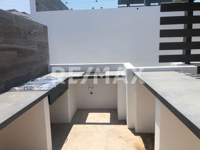 Casa en renta en Villa Colonial Tijuana. 