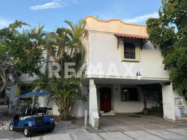 CASA EN VENTA EN EL CID