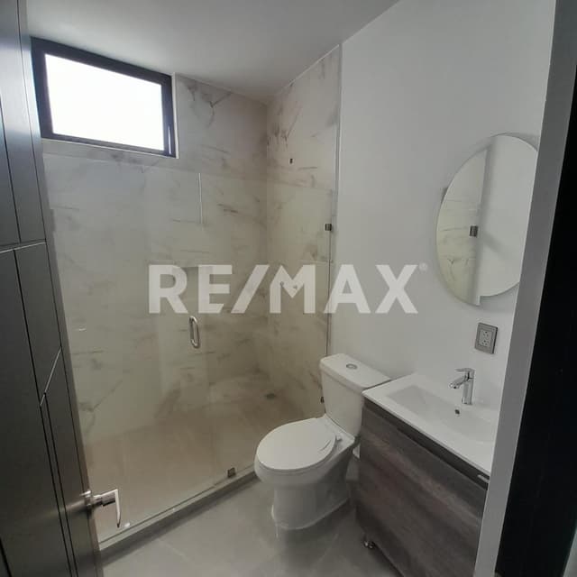 CASA EN VENTA EN BOSQUES DEL PRADO ORIENTE 