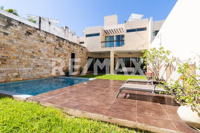 Casa de 3 Recámaras en Venta en Altabrisa, al Norte de Mérida, con Paneles Solar