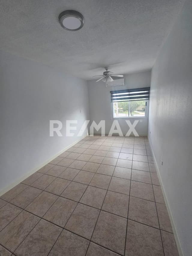 CASA EN RENTA FRACC. JARDINES DE ARAGON