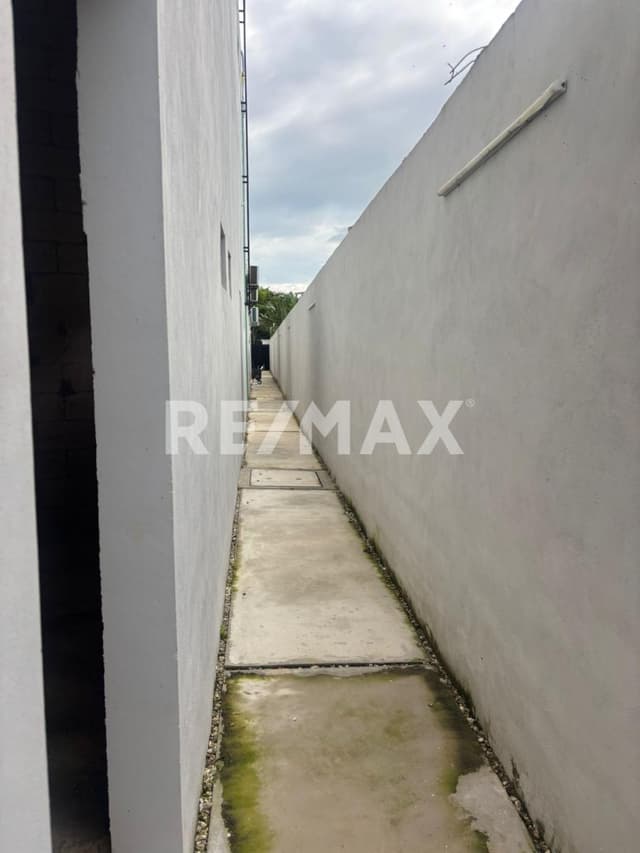 Local en renta planta baja en Conkal
