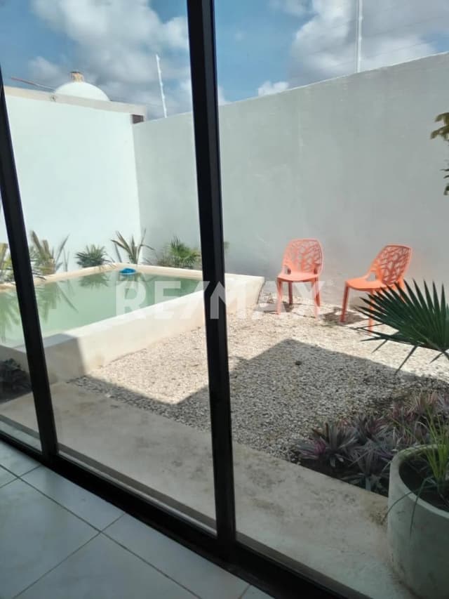CASA DENTRO DE PRIVADA EN CHUBURNÁ DE HIDALGO | MÉRIDA.