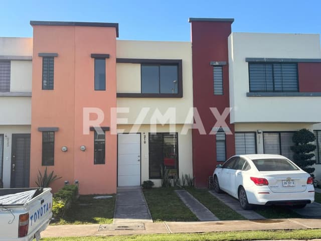 CASA EN VENTA AMARANTO RESIDENCIAL